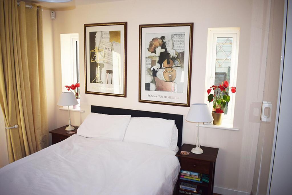 Wings Bed & Breakfast โอ๊กคัม ภายนอก รูปภาพ